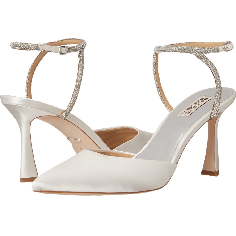 Badgley Mischka Women's Kamilah Pump
